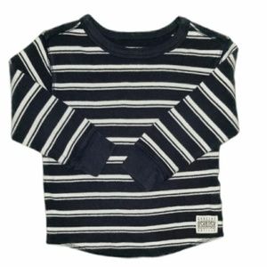 Whitw and Navy Stripped Long Sleve Shirt